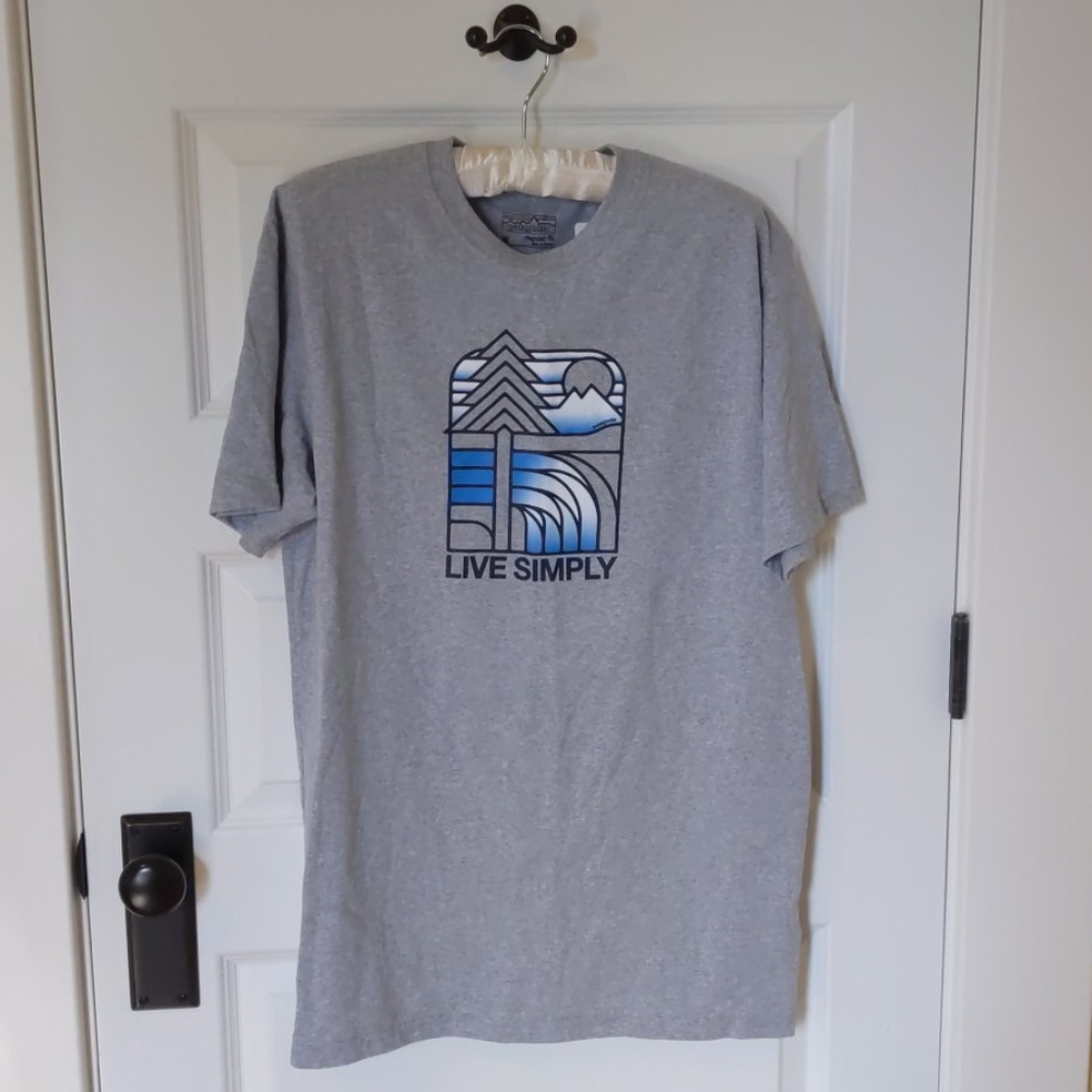 Patagonia Live Simply Responsibili-tee nwt
